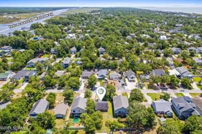 Home For Sale in Oak Island, North Carolina