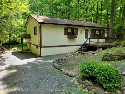 Home For Sale in Pocono Lake, Pennsylvania