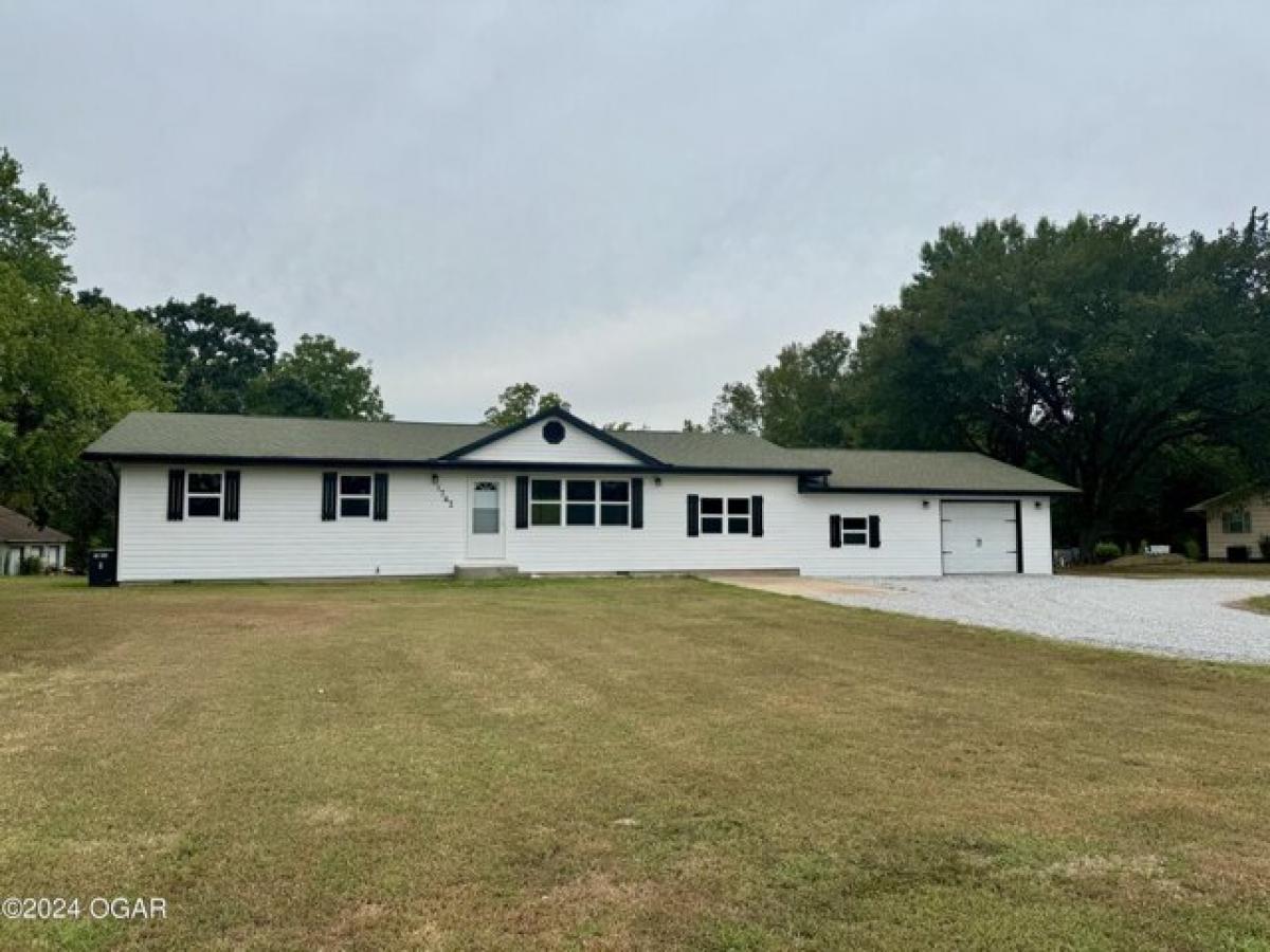 Picture of Home For Sale in Joplin, Missouri, United States