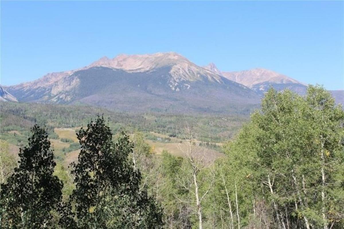 Picture of Home For Sale in Silverthorne, Colorado, United States