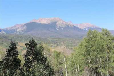 Home For Sale in Silverthorne, Colorado