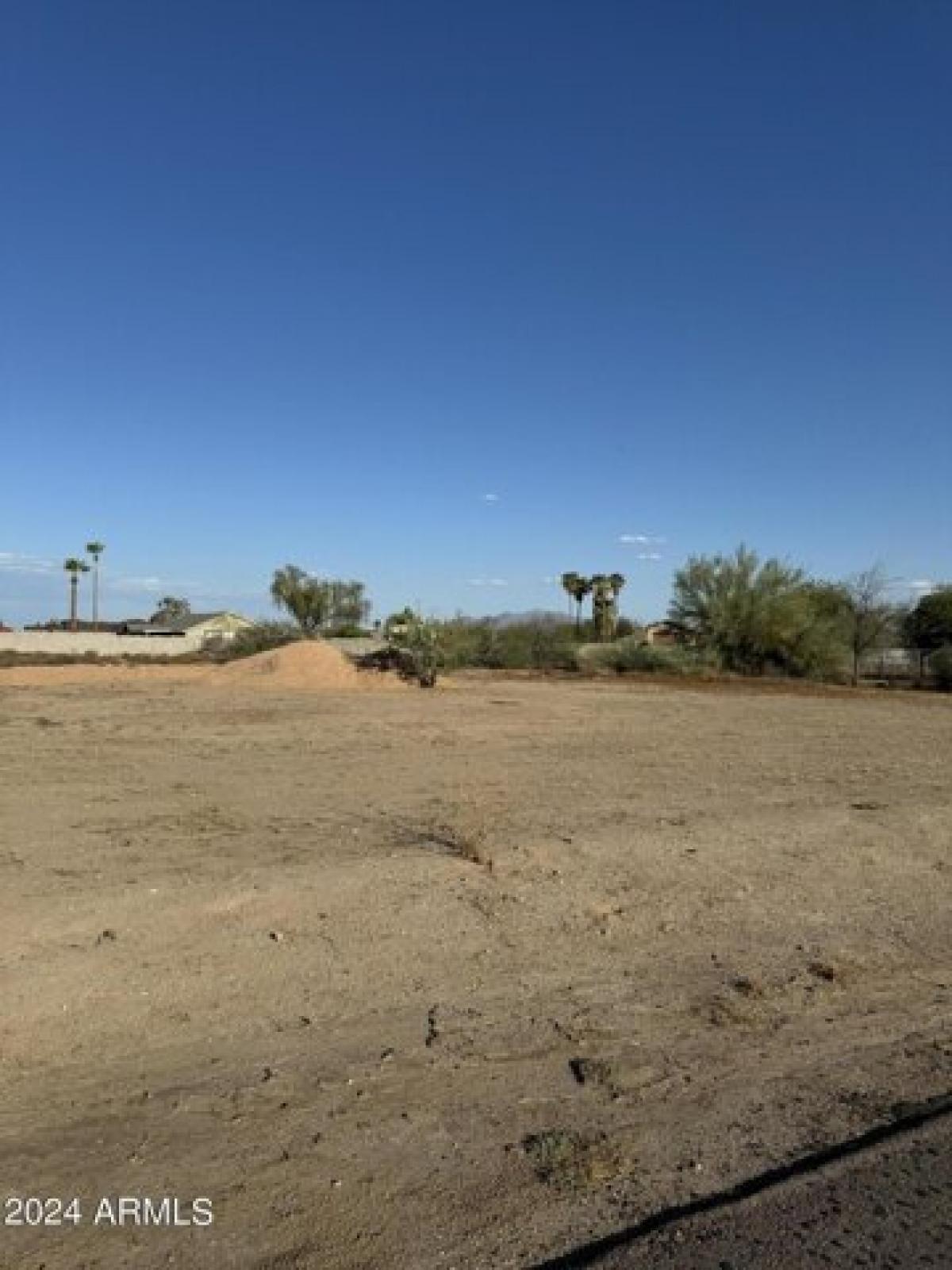 Picture of Residential Land For Sale in Buckeye, Arizona, United States