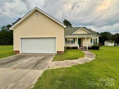 Home For Sale in Laurinburg, North Carolina