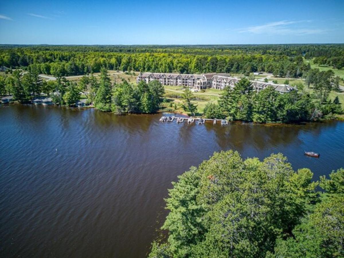 Picture of Home For Sale in Three Lakes, Wisconsin, United States