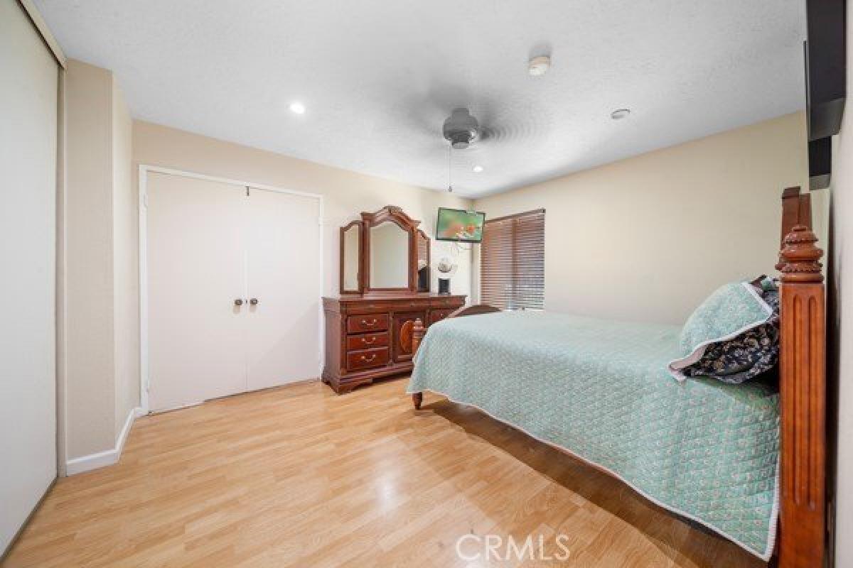 Picture of Home For Sale in Simi Valley, California, United States