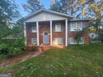 Home For Sale in Warner Robins, Georgia