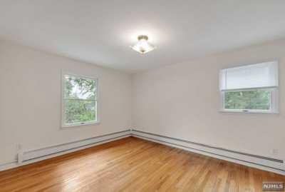 Home For Rent in Closter, New Jersey