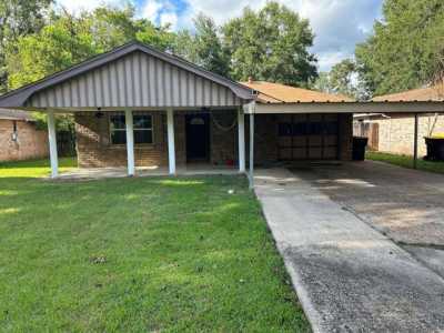 Home For Sale in Vidor, Texas