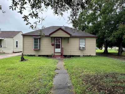 Home For Sale in Port Arthur, Texas