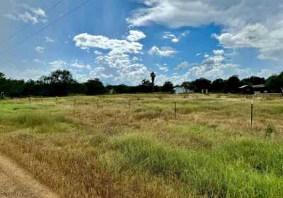 Residential Land For Sale in Alice, Texas