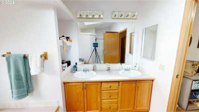 Home For Sale in Brookings, Oregon