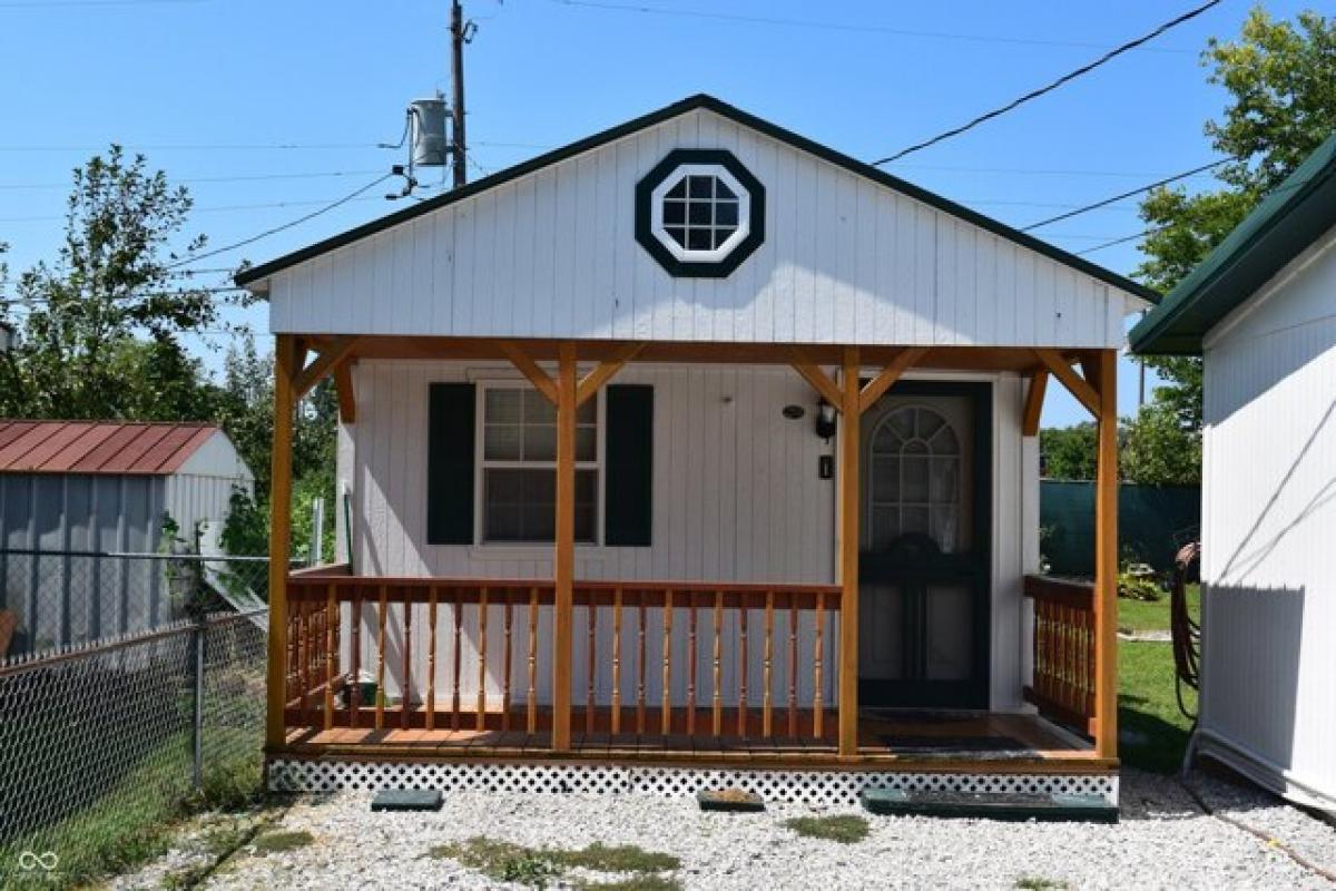 Picture of Home For Sale in Martinsville, Indiana, United States