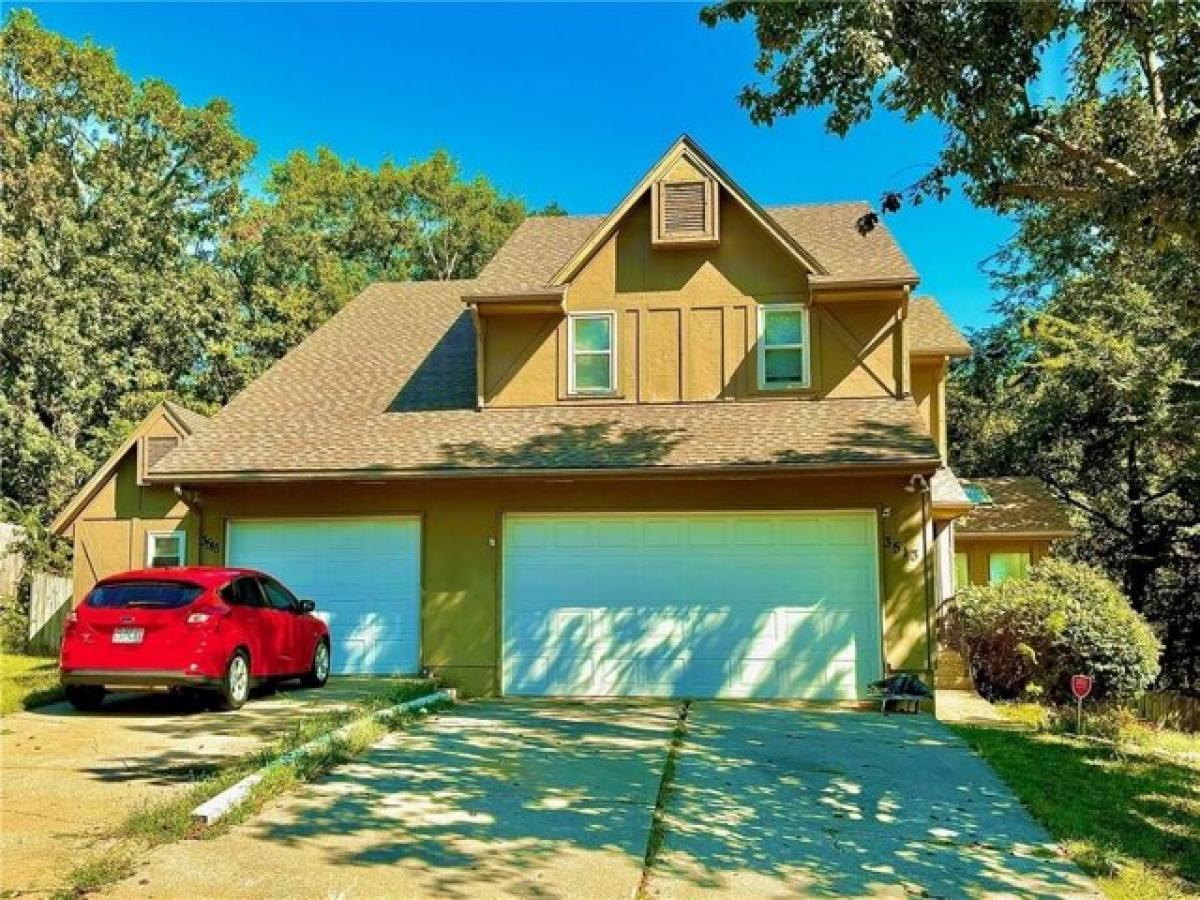 Picture of Home For Sale in Blue Springs, Missouri, United States