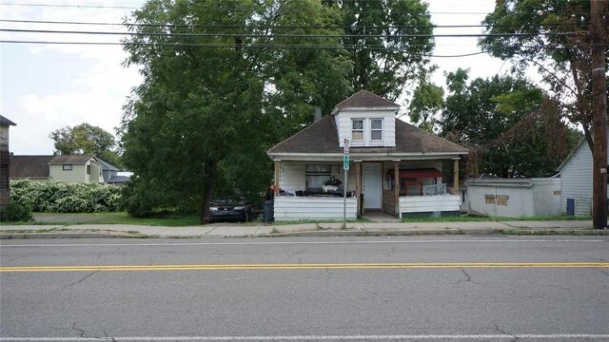 Picture of Home For Sale in Johnson City, New York, United States