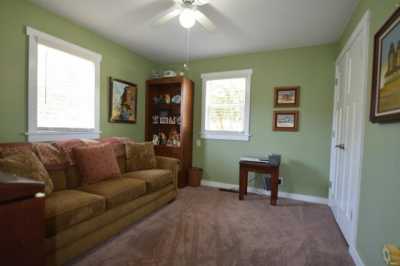 Home For Sale in Syracuse, Indiana