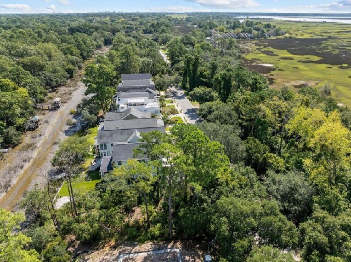 Picture of Residential Land For Sale in Charleston, South Carolina, United States