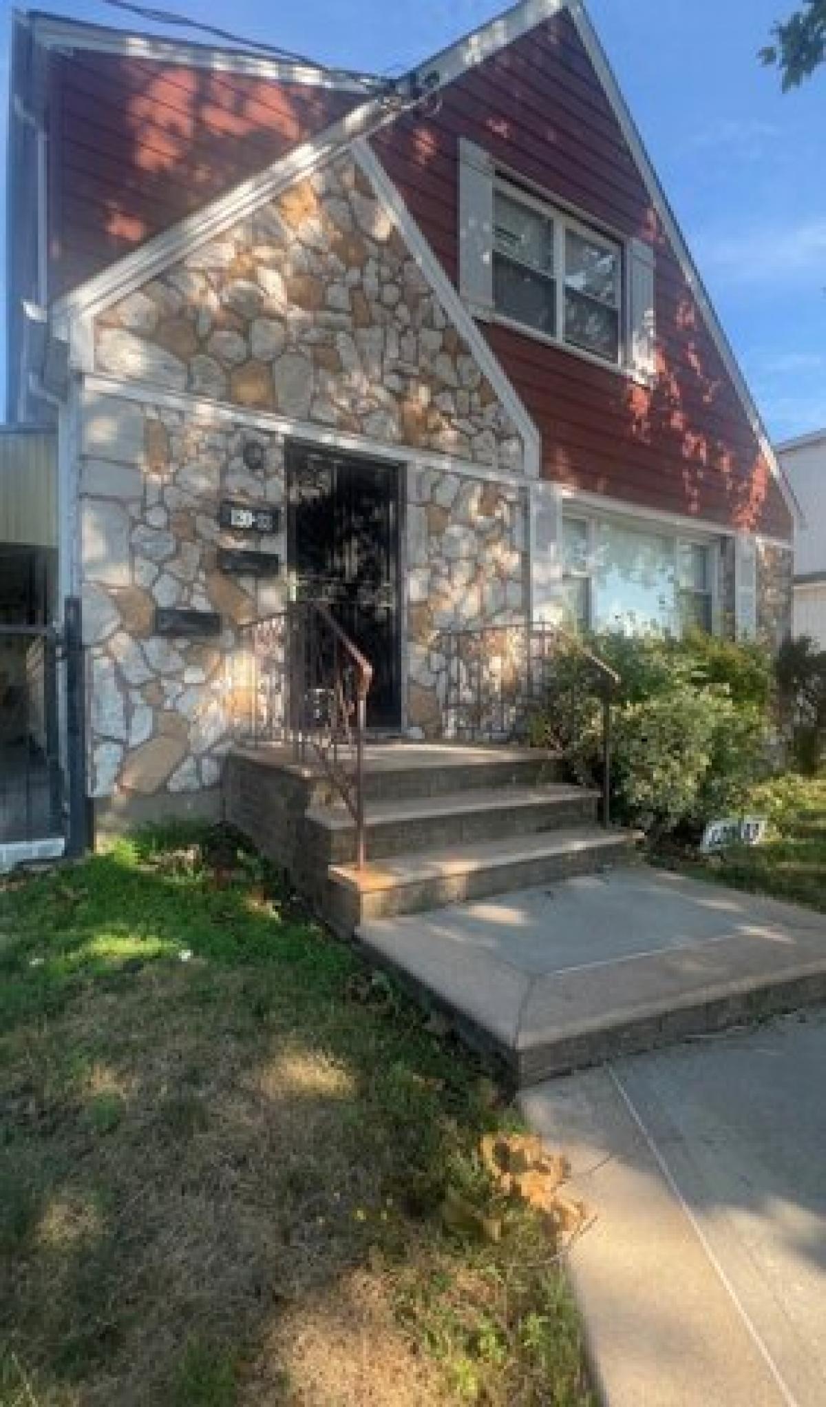 Picture of Home For Rent in Cambria Heights, New York, United States