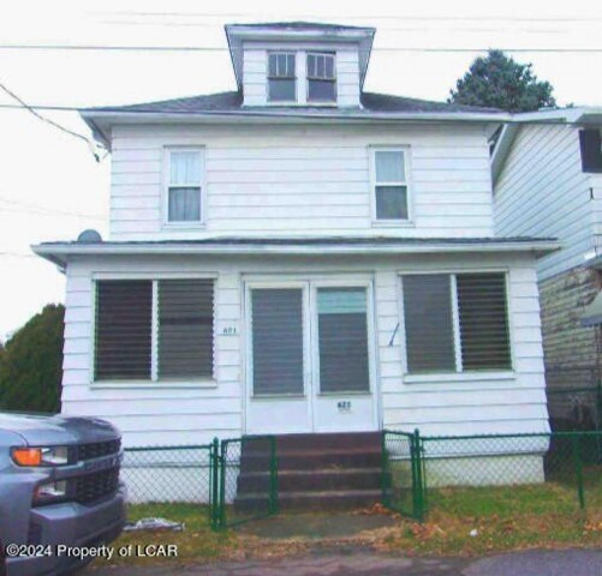 Picture of Home For Sale in West Pittston, Pennsylvania, United States