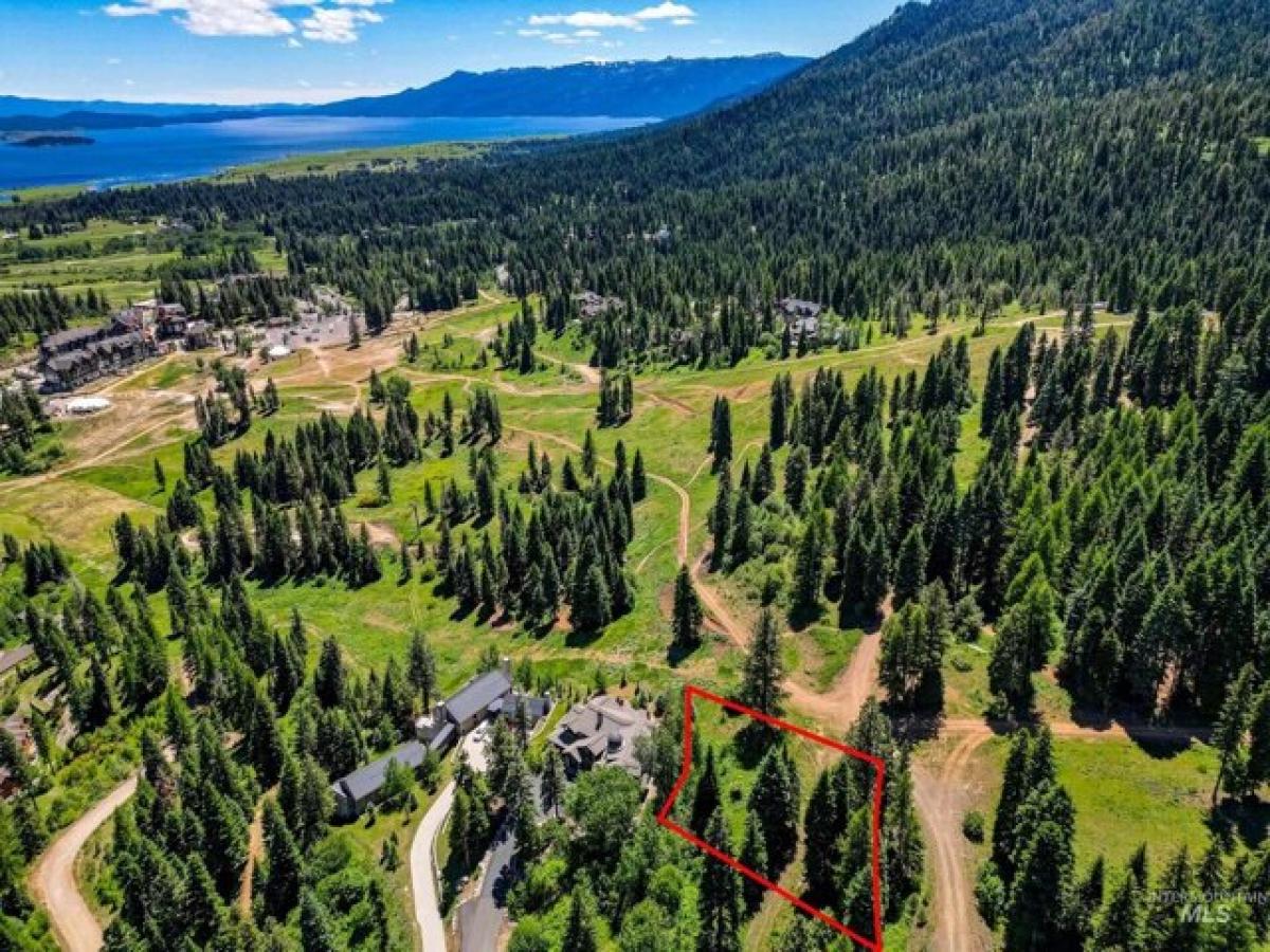 Picture of Residential Land For Sale in Donnelly, Idaho, United States