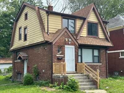 Home For Rent in Detroit, Michigan