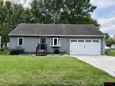 Home For Sale in Janesville, Minnesota