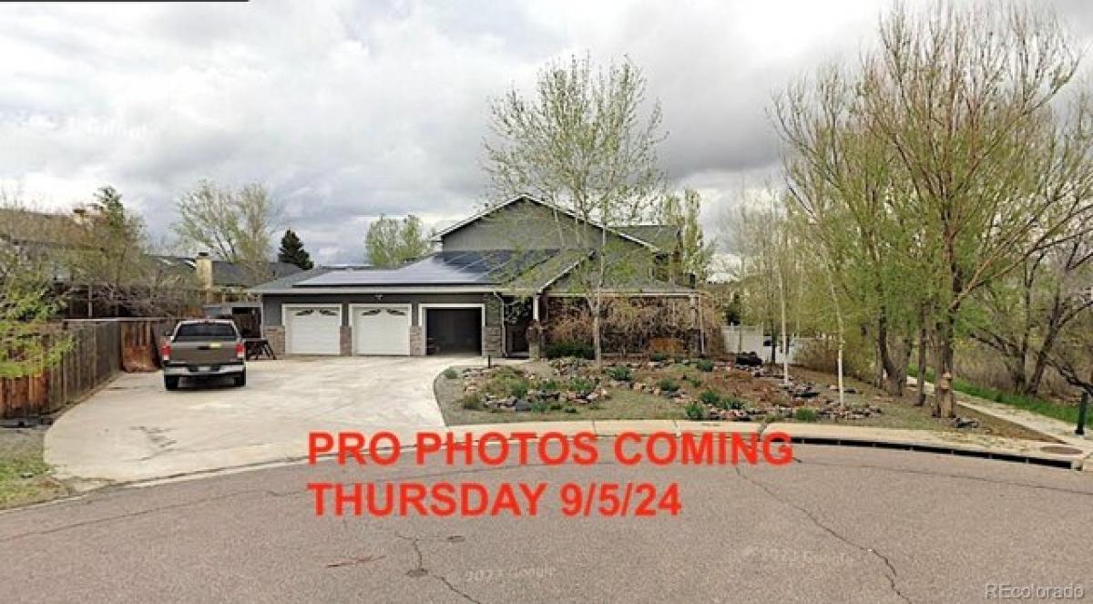 Picture of Home For Sale in Centennial, Colorado, United States