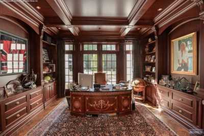 Home For Sale in Saddle River, New Jersey