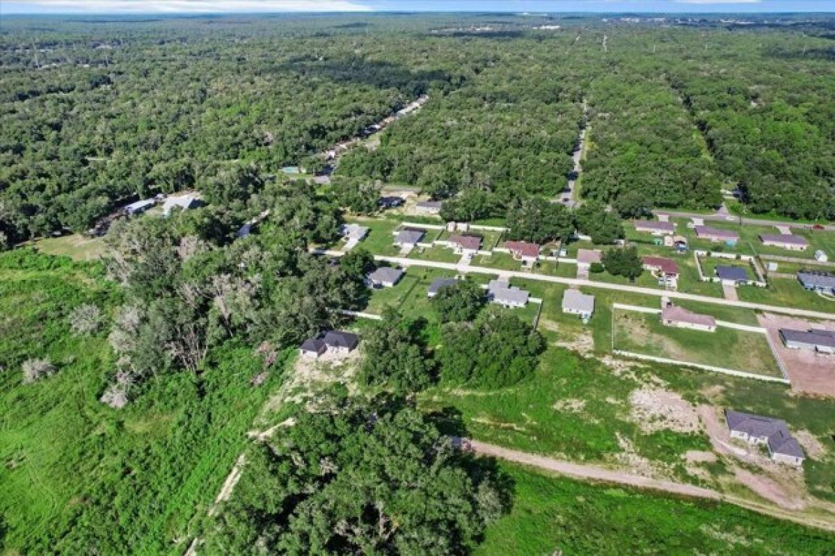 Picture of Residential Land For Sale in Inverness, Florida, United States