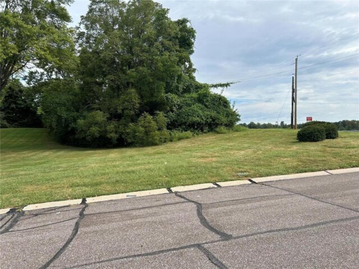 Picture of Residential Land For Sale in Florissant, Missouri, United States