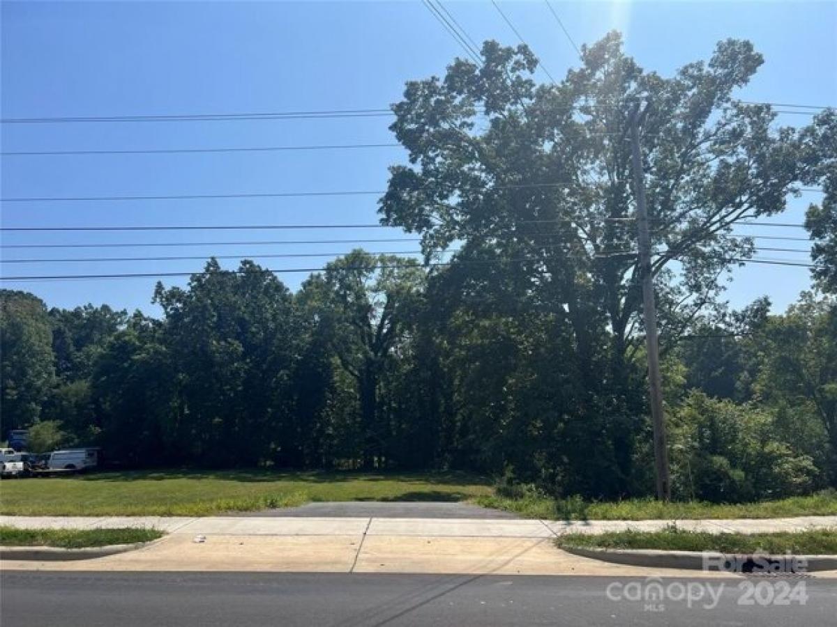 Picture of Residential Land For Sale in Albemarle, North Carolina, United States