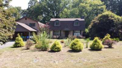 Home For Sale in Etowah, Tennessee