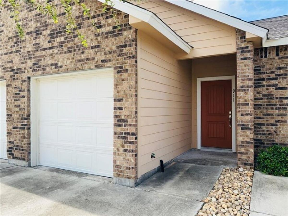 Picture of Home For Rent in Portland, Texas, United States