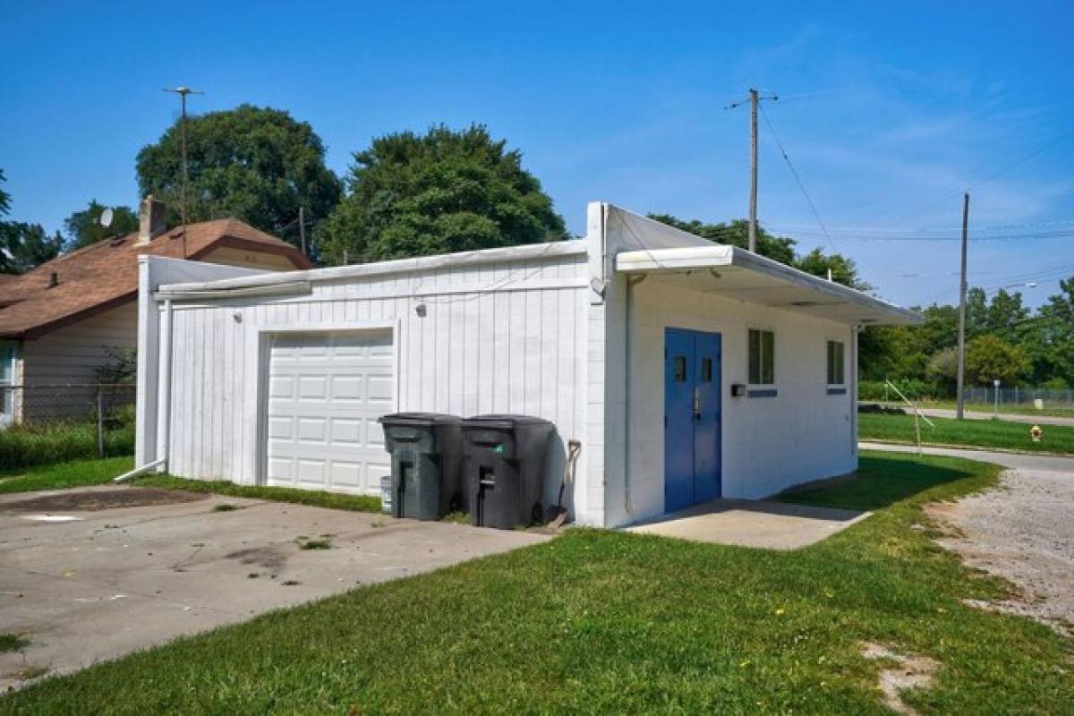 Picture of Home For Sale in Flint, Michigan, United States