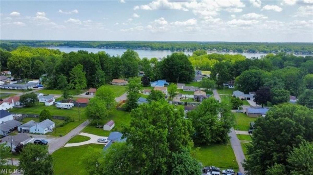 Picture of Residential Land For Rent in Lake Milton, Ohio, United States