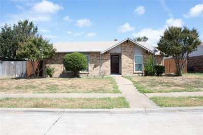 Home For Rent in Carrollton, Texas