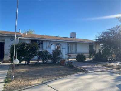 Home For Sale in Hesperia, California