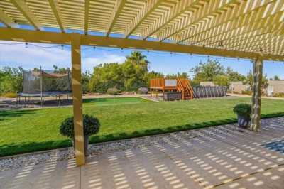 Home For Sale in Quartz Hill, California