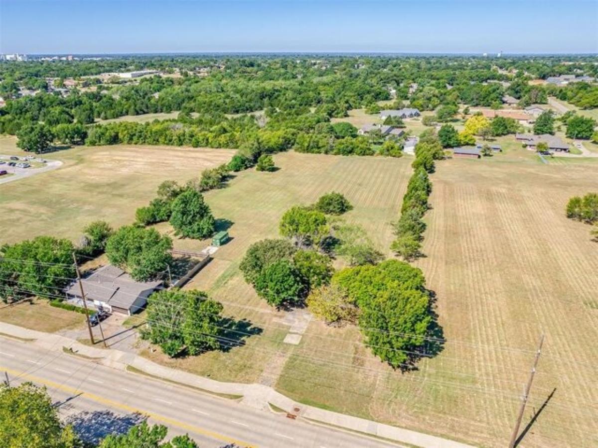 Picture of Residential Land For Sale in Shawnee, Oklahoma, United States