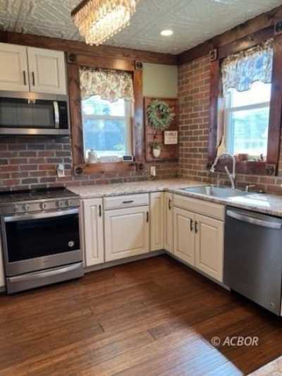 Home For Sale in Wellston, Ohio