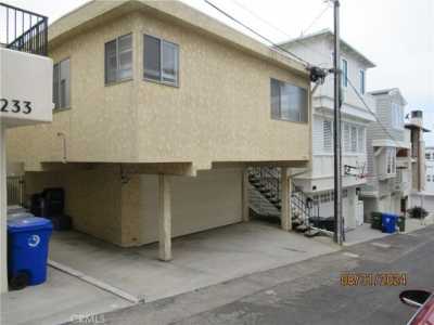 Home For Rent in Manhattan Beach, California