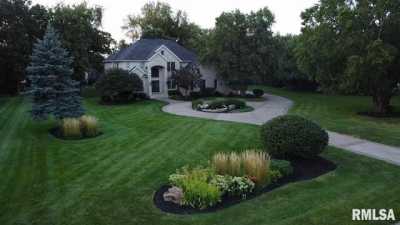 Home For Sale in Coal Valley, Illinois