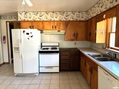 Home For Sale in Salem, Illinois