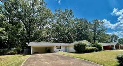 Home For Sale in Starkville, Mississippi