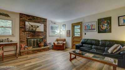 Home For Sale in Holmdel, New Jersey