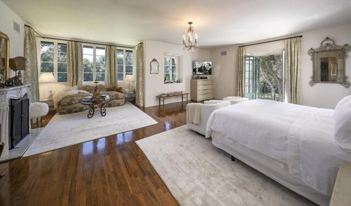 Picture of Home For Sale in Montecito, California, United States