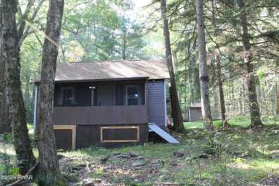 Home For Sale in Greentown, Pennsylvania