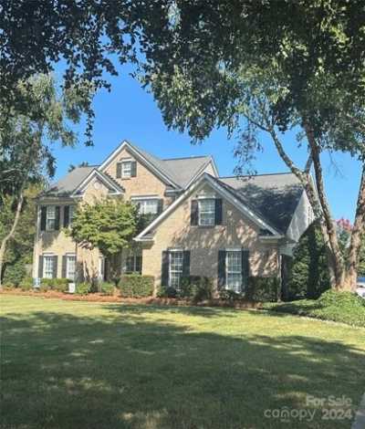 Home For Sale in Waxhaw, North Carolina