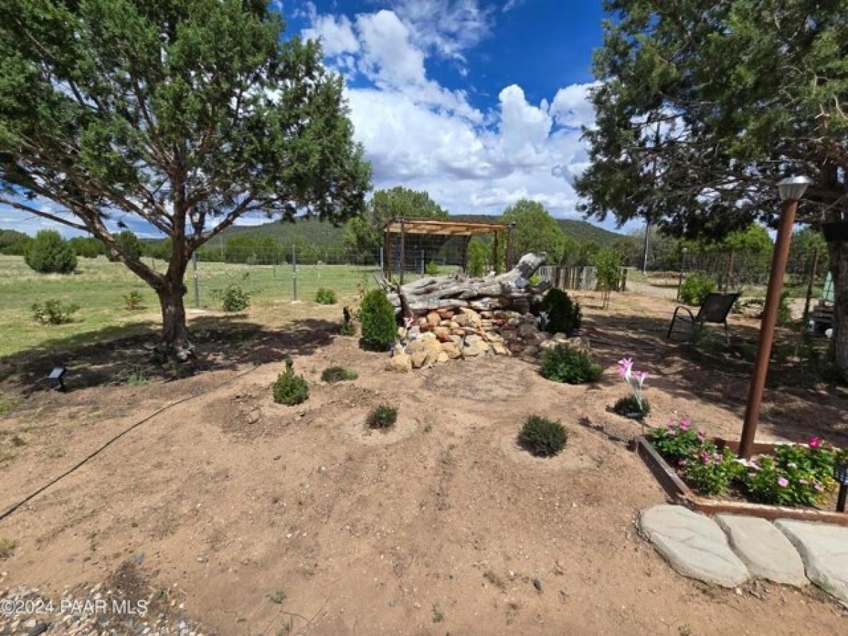 Picture of Home For Sale in Seligman, Arizona, United States