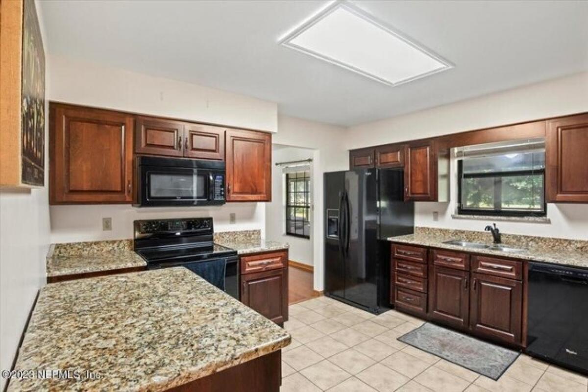 Picture of Home For Sale in Keystone Heights, Florida, United States