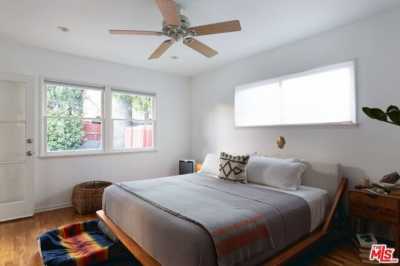 Home For Rent in Van Nuys, California